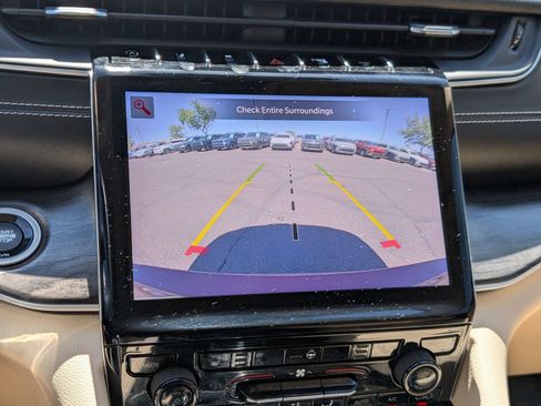 Used 2021 Jeep Grand Cherokee L Limited RWD image 19