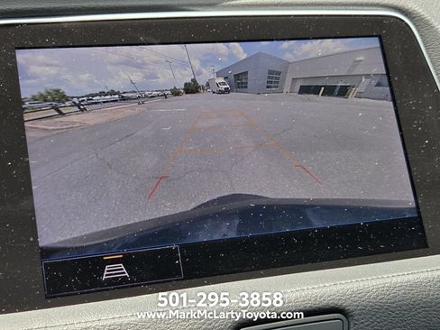 Used 2023 Cadillac XT4 Premium Luxury w/ Cold Weather Package AWD/4WD image 18