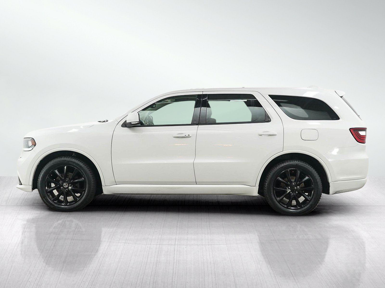 Used 2017 Dodge Durango GT AWD/4WD image 2