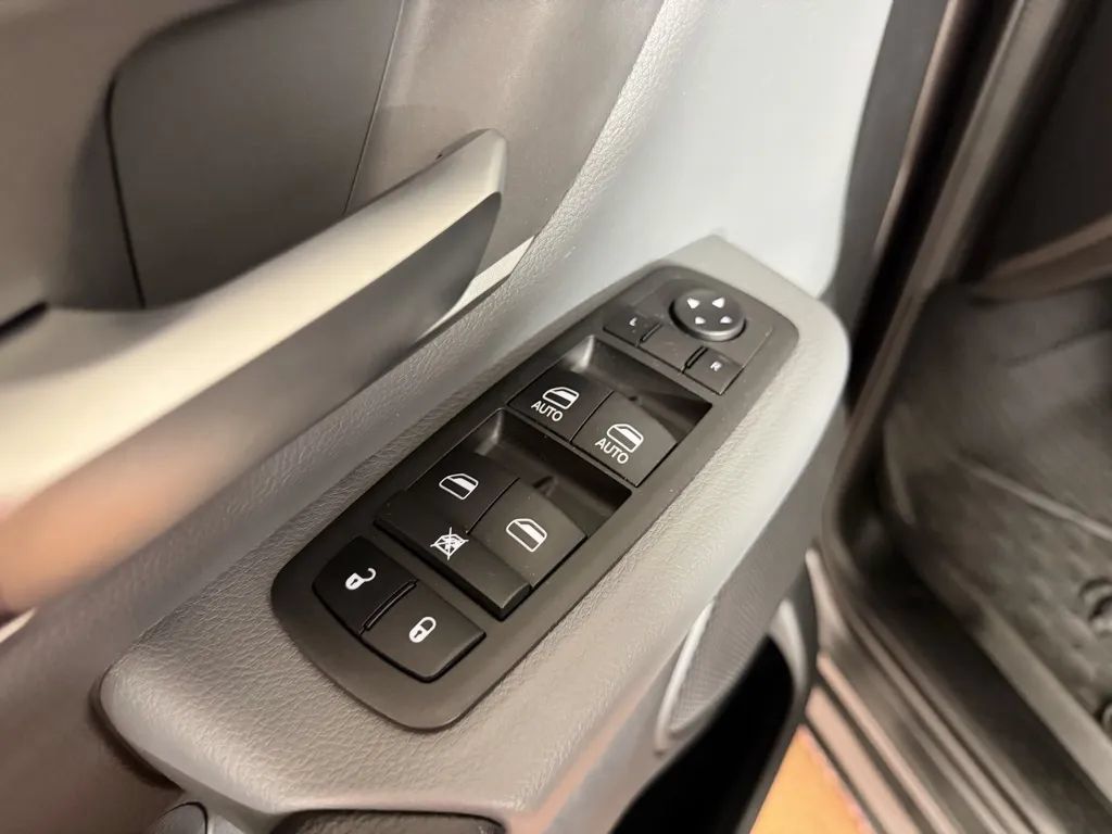 Used 2022 RAM 1500 Big Horn w/ Trailer Tow Group AWD/4WD image 15