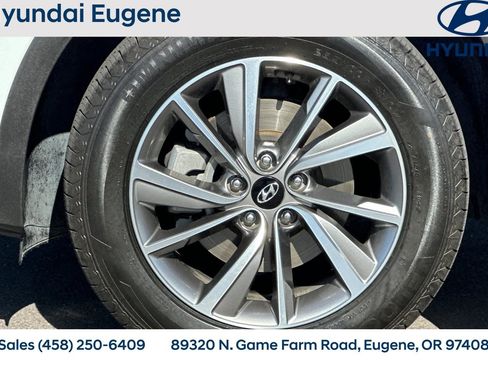 Used 2020 Hyundai Santa Fe SEL w/ Convenience + Premium Package image 38