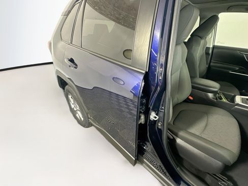 Used 2023 Toyota RAV4 XLE w/ Convenience Package FWD image 28