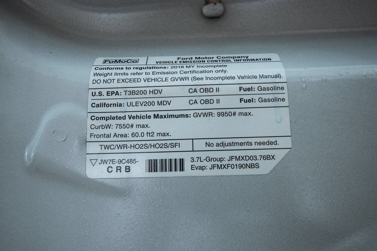 Used 2018 Ford Transit 250 138 RWD image 25