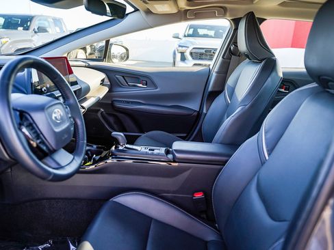 Certified 2024 Toyota Prius XLE image 19