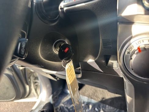 Used 2021 Toyota 4Runner SR5 image 17