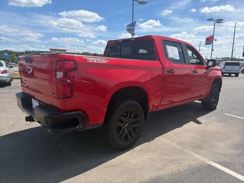 Used 2022 Chevrolet Silverado 1500 LT Trail Boss w/ LT Trail Boss Premium Package AWD/4WD image 3