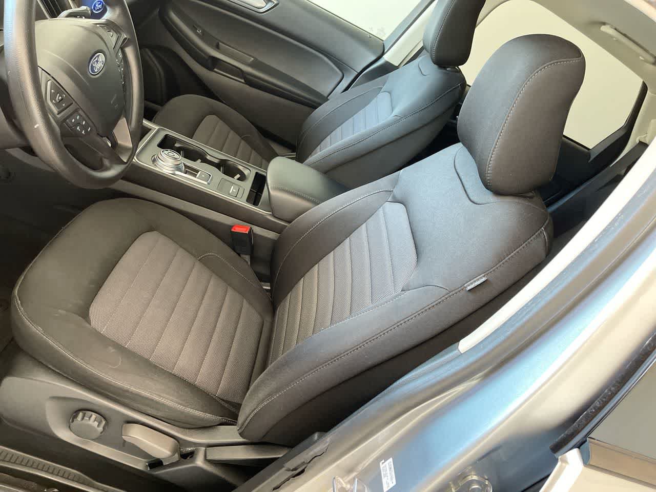 Used 2021 Ford Edge SE FWD image 11