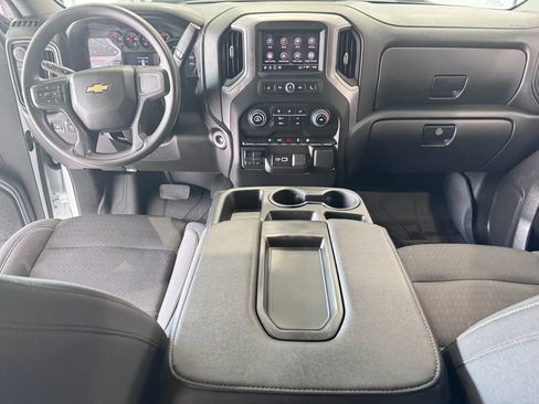 Certified 2024 Chevrolet Silverado 2500 Custom w/ Custom Convenience Package AWD/4WD image 13
