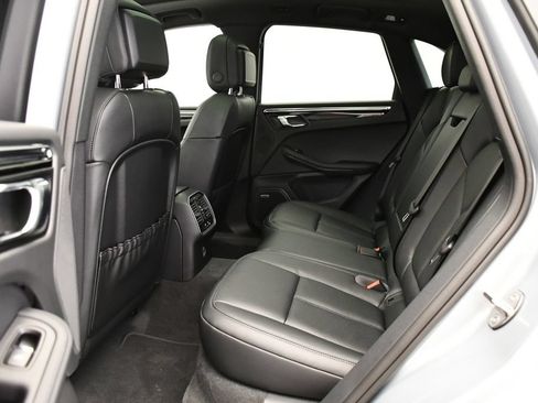 Certified 2026 Porsche Macan Turbo AWD/4WD image 46