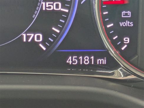 Used 2021 GMC Acadia Denali w/ Denali Technology Package image 35