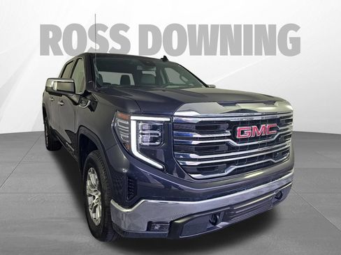 Used 2025 GMC Sierra 1500 SLT RWD image 3