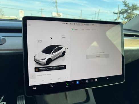 Used 2022 Tesla Model Y Performance AWD/4WD image 52