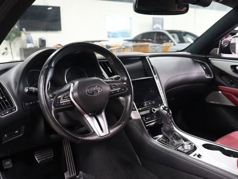 Used 2018 INFINITI Q60 Red Sport 400 w/ Sensory Package 3.0T Sport RWD image 13