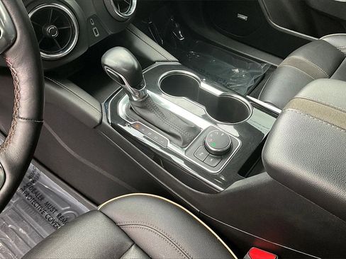 Used 2022 Chevrolet Blazer Premier w/ Enhanced Convenience Package image 17