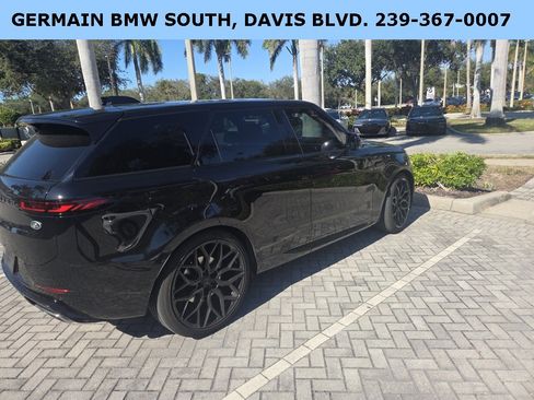 Used 2023 Land Rover Range Rover Sport SE Dynamic image 27