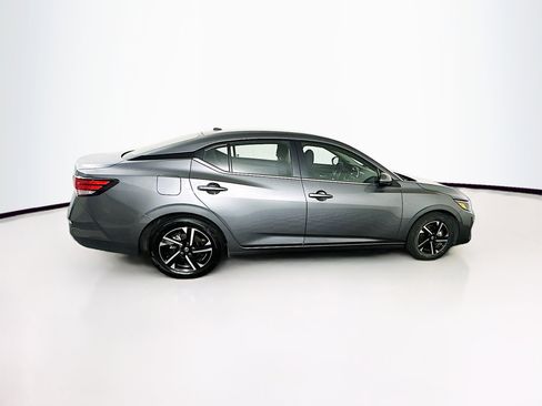 Used 2025 Nissan Sentra SV FWD image 10