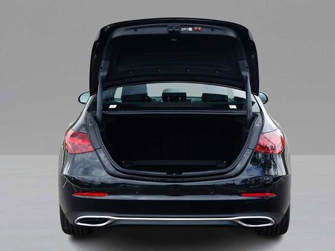 Used 2026 Mercedes-Benz C 300 4MATIC Sedan image 9