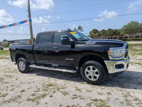 Used 2024 RAM 2500 Big Horn w/ Bed Utility Group AWD/4WD image 2