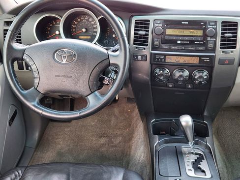 Used 2008 Toyota 4Runner SR5 image 26