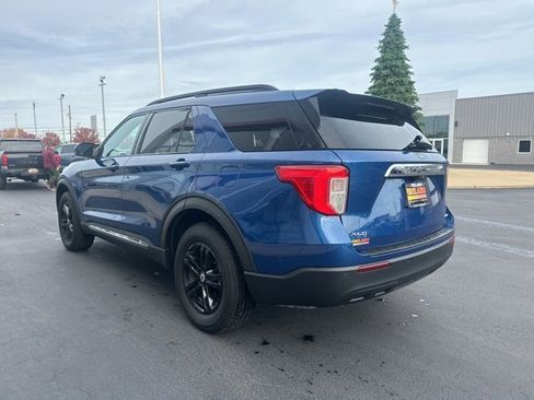 Used 2022 Ford Explorer XLT image 7