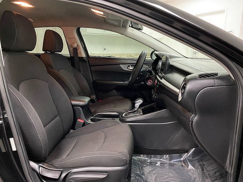 Used 2021 Kia Forte LXS image 13