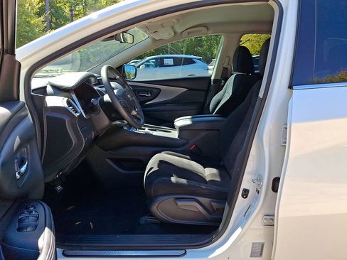 Used 2021 Nissan Murano S image 14