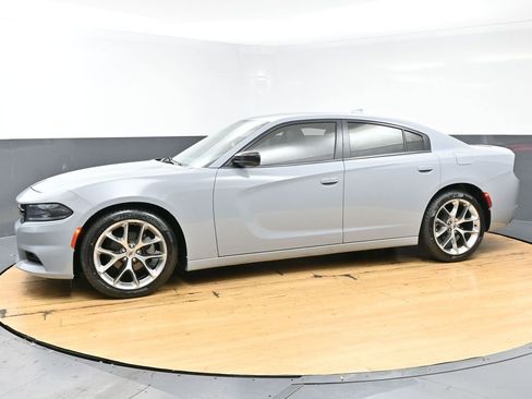 Used 2021 Dodge Charger SXT w/ Plus Group RWD image 6