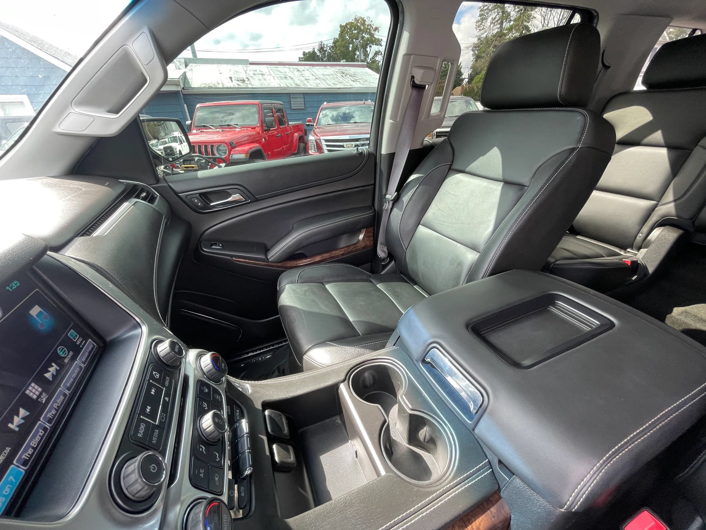 Used 2017 Chevrolet Tahoe LT AWD/4WD image 17