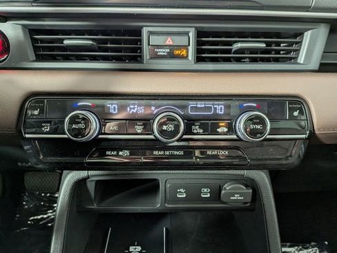 New 2026 Honda Pilot Touring image 22