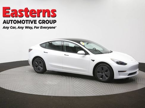 Used 2023 Tesla Model 3 Standard Range RWD image 45