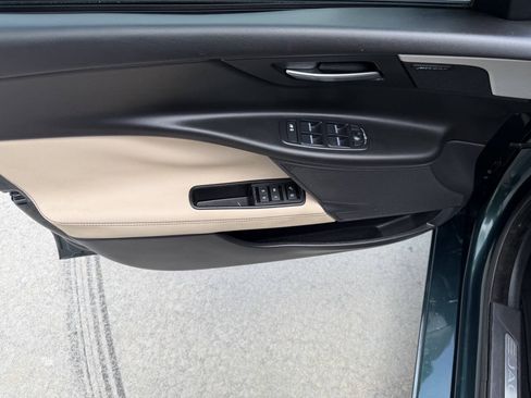 Used 2017 Jaguar XE Prestige RWD image 25