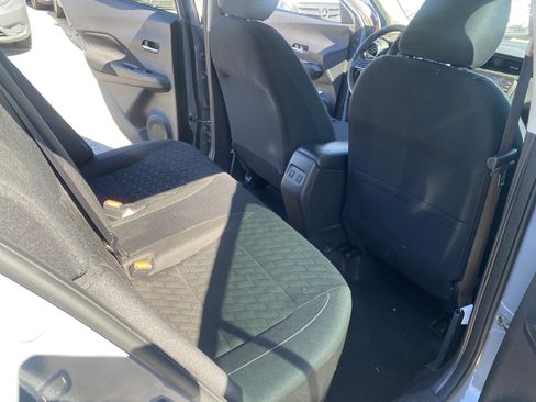 Used 2024 Nissan Kicks SV FWD image 17