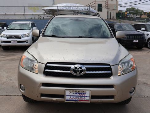 Used 2008 Toyota RAV4 Limited FWD image 2