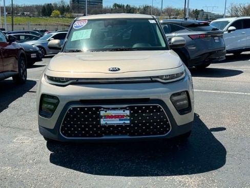 Used 2020 Kia Soul EX FWD image 2