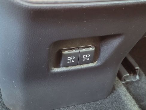 Used 2020 Toyota RAV4 XLE w/ Convenience Package image 15