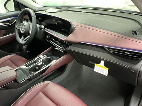 New 2025 Buick Envision Sport Touring image 29