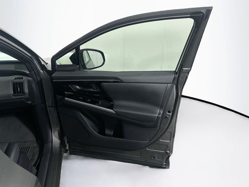 Used 2024 Toyota bZ4X FWD image 35