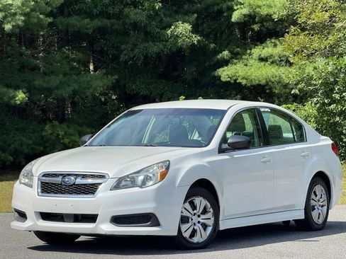 Used 2013 Subaru Legacy 2.5i AWD/4WD image 1