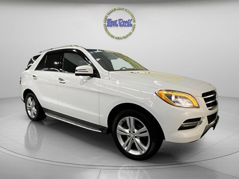 Used 2015 Mercedes-Benz ML 250 BlueTEC 4MATIC w/ Premium 1 Package image 7