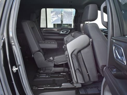 Used 2021 GMC Yukon XL SLE image 39