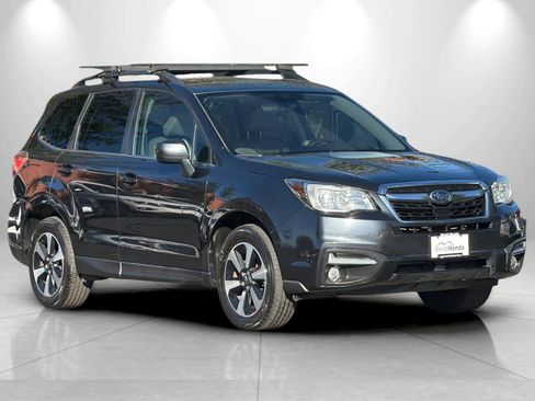 Used 2018 Subaru Forester 2.5i Limited AWD/4WD image 9