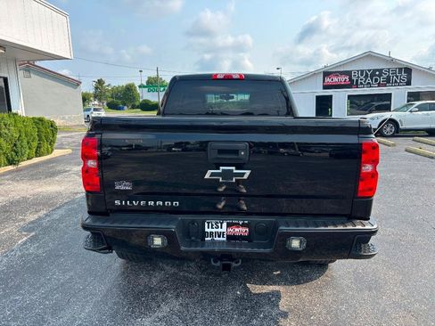 Used 2018 Chevrolet Silverado 1500 Custom w/ Custom Value Package AWD/4WD image 6