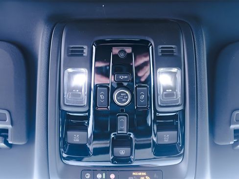 New 2026 Chevrolet Suburban High Country image 20