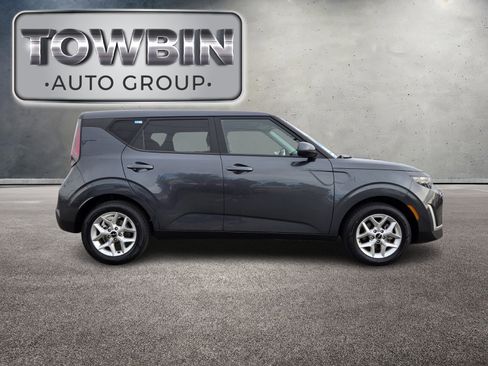 Used 2024 Kia Soul LX w/ Option Group 015 image 3