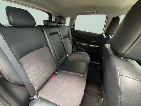 Used 2022 Mitsubishi Outlander Sport SE image 24