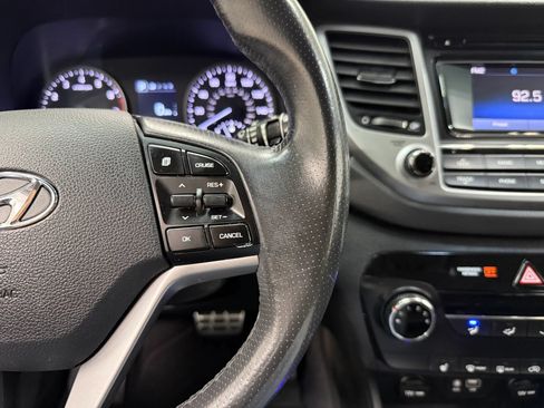 Used 2017 Hyundai Tucson Night FWD image 28