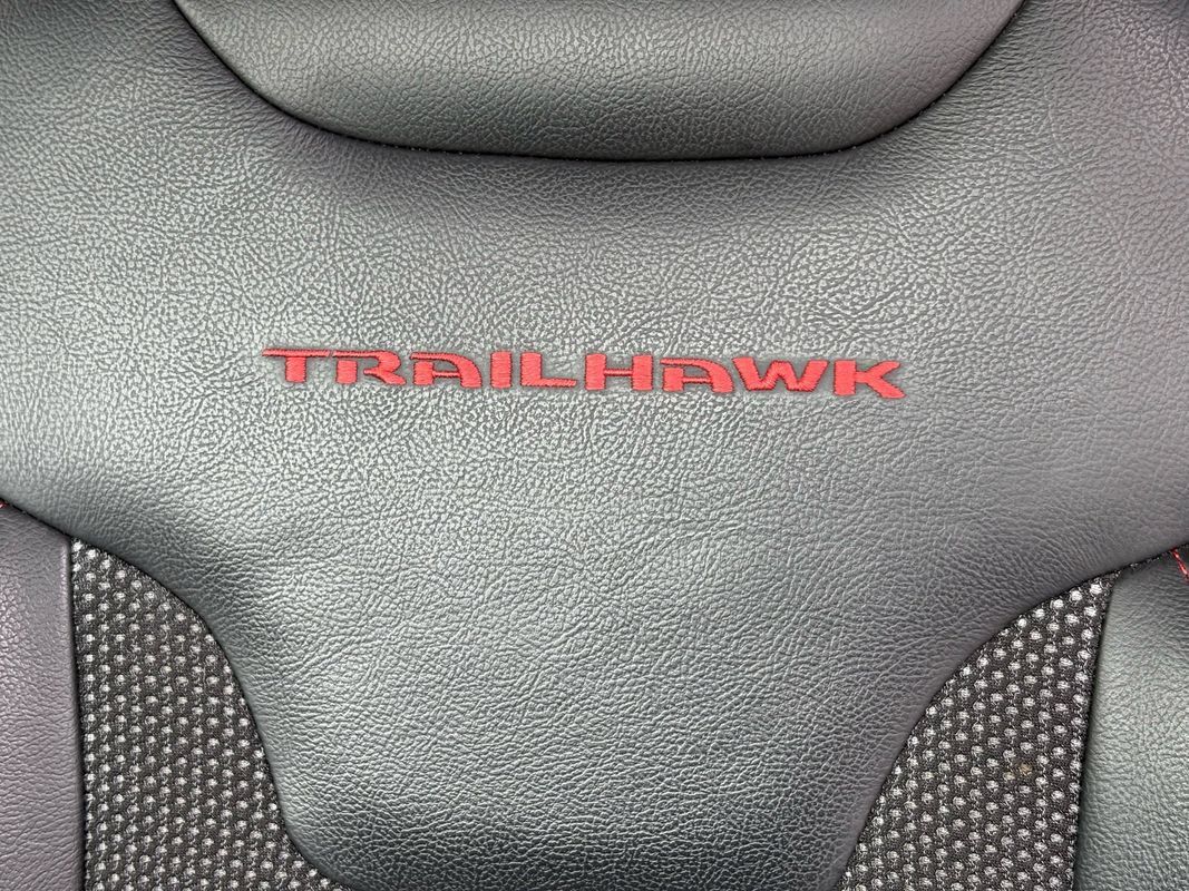Used 2018 Jeep Compass Trailhawk w/ Cold Weather Group AWD/4WD image 25