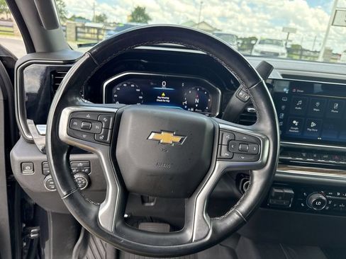 Used 2024 Chevrolet Silverado 2500 LT AWD/4WD image 23