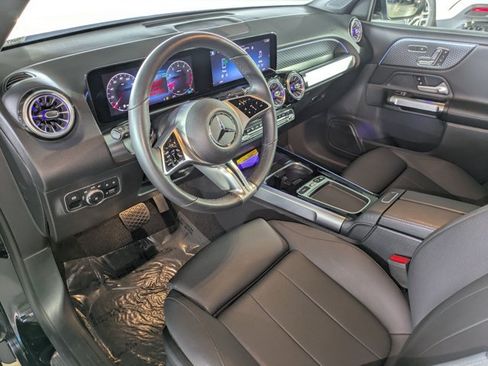 Used 2025 Mercedes-Benz GLB 250 image 13