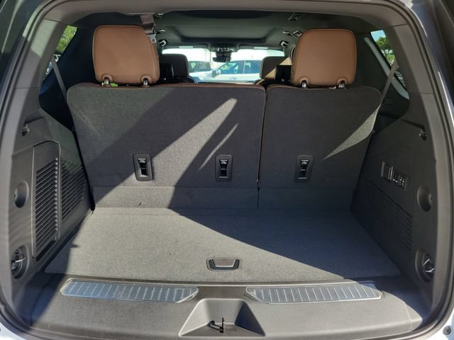 New 2026 Chevrolet Tahoe High Country w/ Sun And Tow Package AWD/4WD image 10